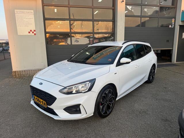 Ford FOCUS Wagon 1.5 EcoB. ST L. XBns