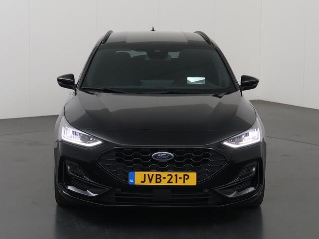 Ford FOCUS Wagon 1.0 EcoBoost Hybrid ST Line X | Elekt. Wegklapbare Trekhaak | Winterpakket | Cruise Control Adaptief | Parkeercamera | Head-Up | Navigatie |