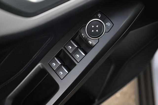 Ford FOCUS 1.0 EcoBoost Trend Edition Business 101PK Navigatie 16 inch LMV Carplay Android Airco Cruise LED Parkeersensoren