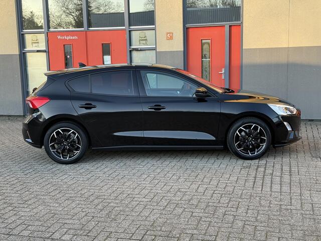 Ford FOCUS 1.0 EcoBoost Titanium Business, AUTOMAAT**.