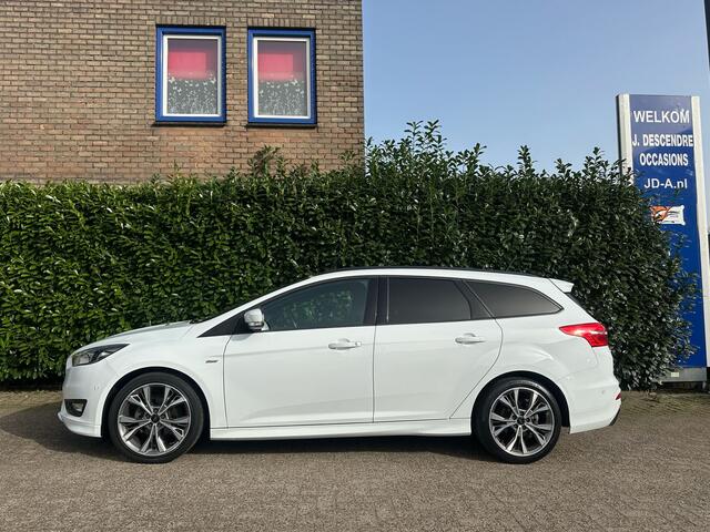Ford FOCUS Wagon 1.0 EcoBoost St-Line Climate C, Cruise C, Navigatie, Camera!!!!