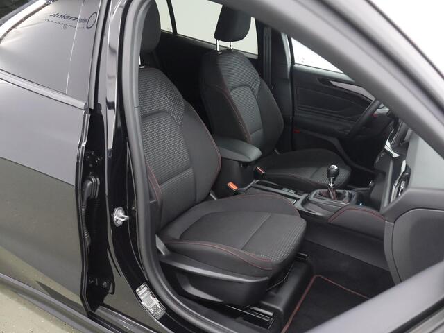 Ford FOCUS Wagon 1.0 EcoBoost Hybrid ST Line X | Trekhaak | Winterpakket | Cruise Control Adaptief | Head-Up | Navigatie |