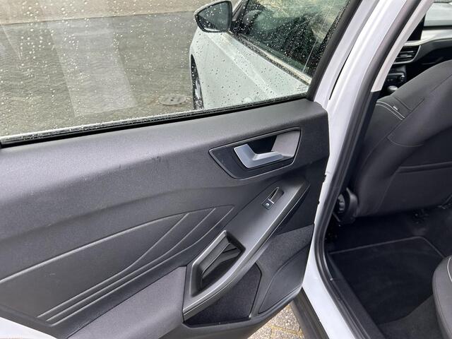 Ford FOCUS Wagon 1.0 EcoBoost Hybrid Titanium