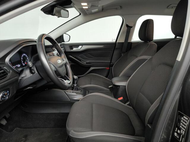 Ford FOCUS Wagon 1.0 EcoBoost Hybrid Connected | Parkeersensoren | Airco | Cruise control | Lichtmetaal | Applecarplay AndroidAuto |