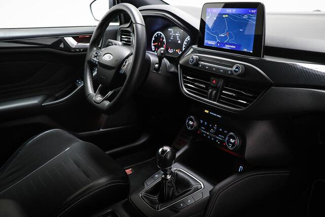 Ford FOCUS Wagon 2.3 EcoBoost ST-3 | WINTER / TECHNOLOGY PACK | STUURVERWARMING | APPLE | CAMERA