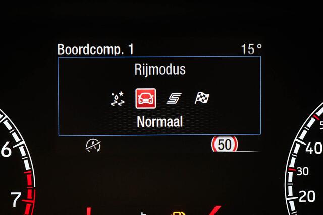 Ford FOCUS Wagon 2.3 EcoBoost ST-3 | WINTER / TECHNOLOGY PACK | STUURVERWARMING | APPLE | CAMERA