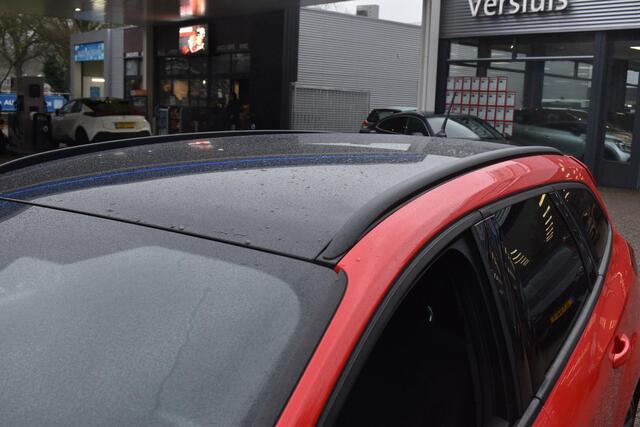 Ford FOCUS Wagon 1.5 Red Edition ST-Line | 100% Onderhouden | Winter pakket | Navigatie | All-Seasons | 12 mnd BOVAG garantie | Whatsapp 06-53188999