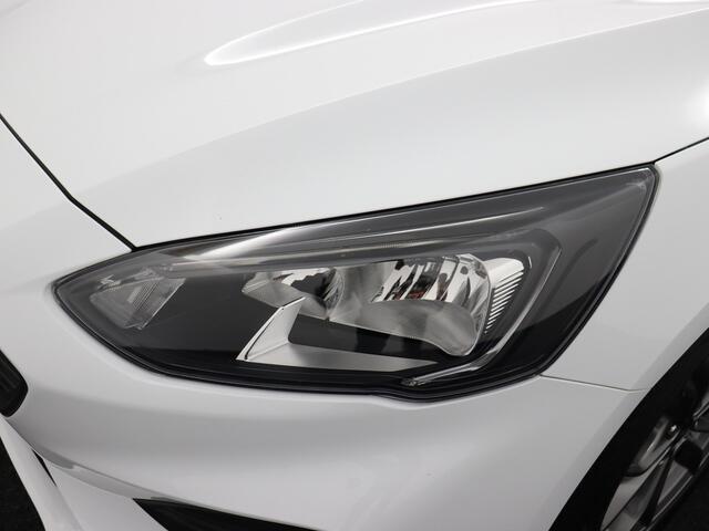 Ford FOCUS Wagon ST-line 1.0 EcoBoost Titanium Business ST-line Automaat, Design Pack, bluetooth, boordcomputer, cruise control, Apple Carplay/Android Auto, parkeersensoren voor/achter, rijstrooksensor, Elektronische remkrachtverdeling, Elektronis Je stapt in en met