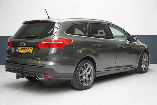 Ford FOCUS Wagon 1.5 150pk Titanium Automaat | Winterpack | Trekhaak | All-seasonbanden | Keyless | Cruise control | Apple Carplay