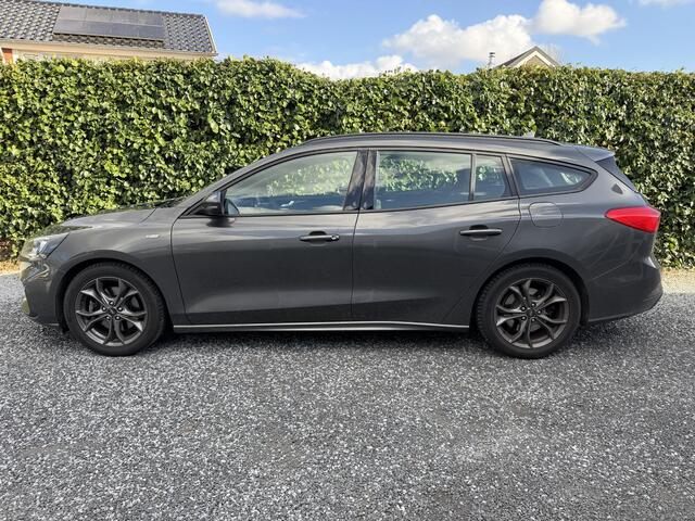 Ford FOCUS Wagon 1.0 EcoBoost ST Line Business | Navi | LED | Apple CarPlay / Android Auto | Airco | Cruise Control | Keyless | LMV | Sportstoelen | 1e Eigenaar | Dealer onderhouden | Nieuwe APK!