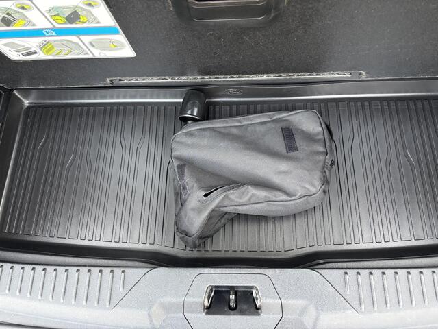 Ford FOCUS Wagon 1.0 EcoBoost Hybrid ST Line X 155pk | Trekhaak afneembaar | Panoramadak | Bang&Olufsen | Adaptive cruise control | Winter Pack | All season banden | Camera