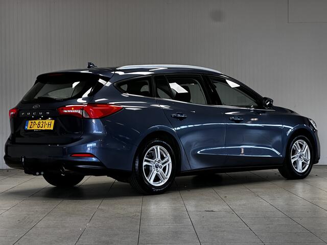 Ford FOCUS Wagon 1.0 EcoBoost Trend Edition Business/ Apple+Android/ Trekhaak/ 16''LMV/ Clima/ Navi/ Cruise/ Bluetooth/ Multi.LEDER.Stuur/ Elek.pakket/ Isofix/ PDC Achter.