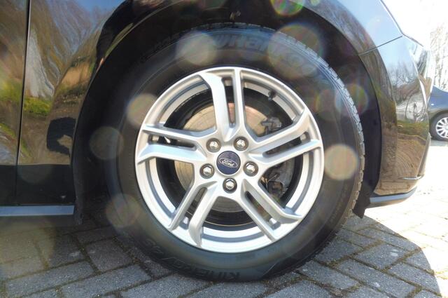 Ford FOCUS 125pk Titanium Business Navigatie Pdc Winter Pack Ecc