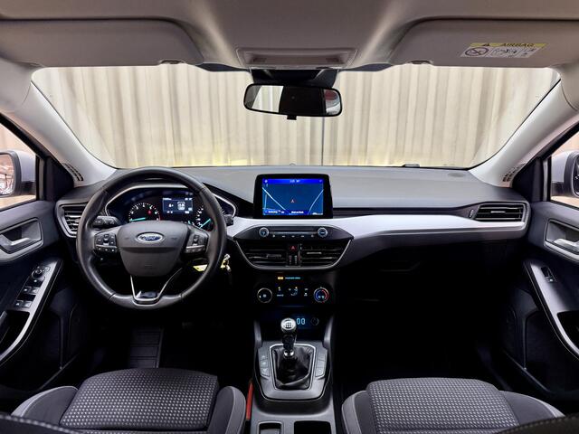 Ford FOCUS Wagon 1.0 EcoBoost Hybrid *Apple Carplay* Origineel NL! / Camera / Cruise Control / Lane Assist / 16"LMV