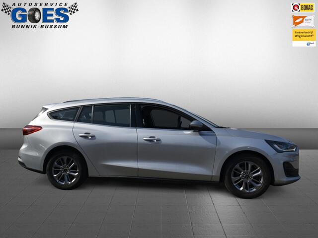 Ford FOCUS wagon Titanium