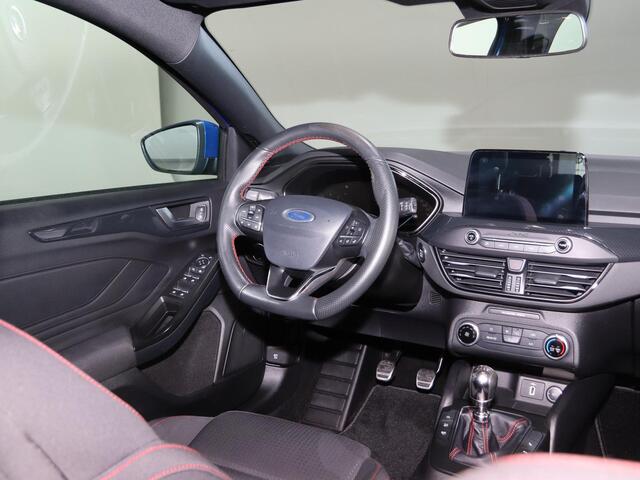 Ford FOCUS 1.0 EcoBoost ST Line Business | Navigatie | Parkeercamera | Cruise Control |