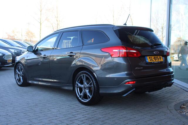 Ford FOCUS Wagon 1.0 ST-Line | Voorruitverwarming | 18 inch Lichtmetalen velgen | Cruise | Navi | PDC