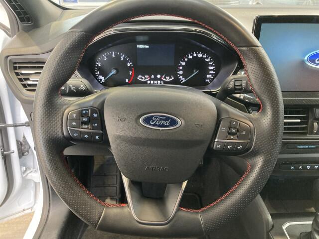 Ford FOCUS Wagon Ecoboost Hybrid 155 pk ST-line | Winter Pack | LED | Camera | Adapt. Cruise | Apple Carplay draadloos |