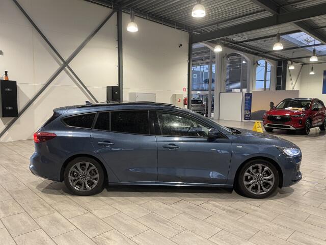 Ford FOCUS Wagon Ecoboost Hybrid 155 pk ST-line | Winter Pack | LED | Camera | Adapt. Cruise | Apple Carplay draadloos