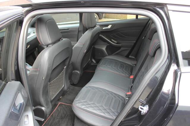 Ford FOCUS Wagon 1.0 EcoBoost Hybrid ST Line X Driver Ass Pack, Winter Pack, Elek Trekhaak, 18", Panoramadak, Lederen bekleding