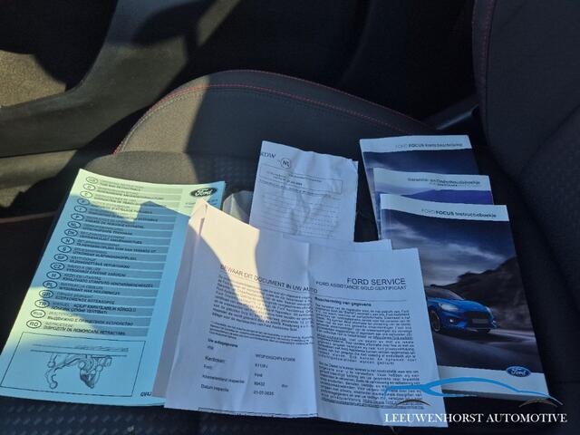 Ford FOCUS Wagon 1.0 EcoBoost Hybrid ST Line X Business, digit. dashb, Apple Carplay, panodak, elektr. achterklep, NL-dealerauto