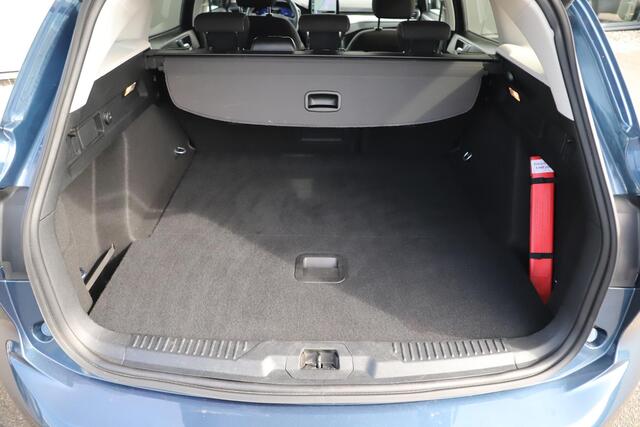 Ford FOCUS Wagon 1.0 EcoBoost Hybrid Titanium X Business Trekhaak Navigatie Achteruitrijcamera Winter Pakket Stuur & Stoelverwarming Carplay Android Cruise Control