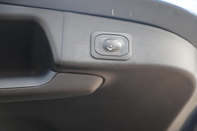 Ford FOCUS Wagon 1.0 EcoBoost Hybrid Titanium X Business Trekhaak Navigatie Achteruitrijcamera Winter Pakket Stuur & Stoelverwarming Carplay Android Cruise Control