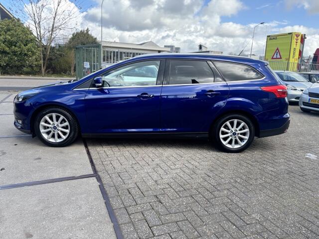 Ford FOCUS Wagon 1.0 Titanium CLIMA!NAVI!