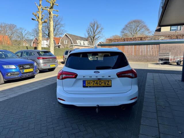 Ford FOCUS Wagon 1.0 EcoBoost Titanium Business