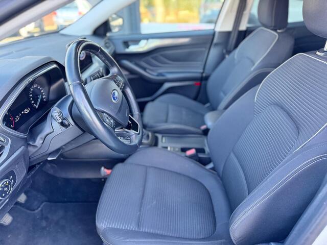 Ford FOCUS Wagon 1.0 EcoBoost Titanium Business