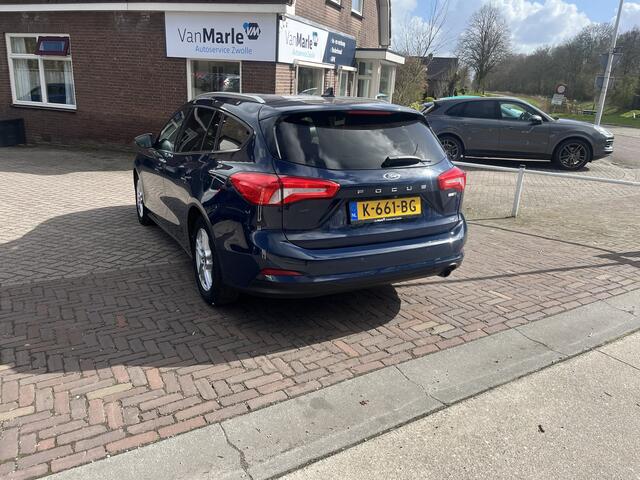 Ford FOCUS Wagon 1.0 EcoBoost Hybrid Trend Edition Business TREKHAAK WINTER PACK ADD CRUISE CAMERA