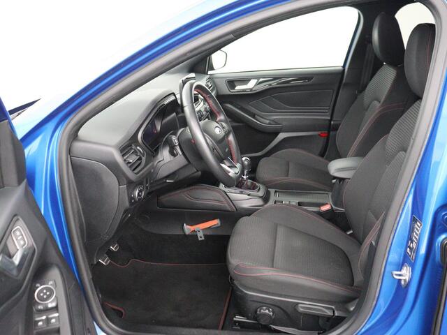 Ford FOCUS 1.0 EcoBoost Hybrid ST Line X | Stoelverwarming | Adaptive cruise | Camera | Carplay | Keyless | B&O Sound | Digital Cockpit | Navigatie | Full LED | Climate control | Stuurverwarming