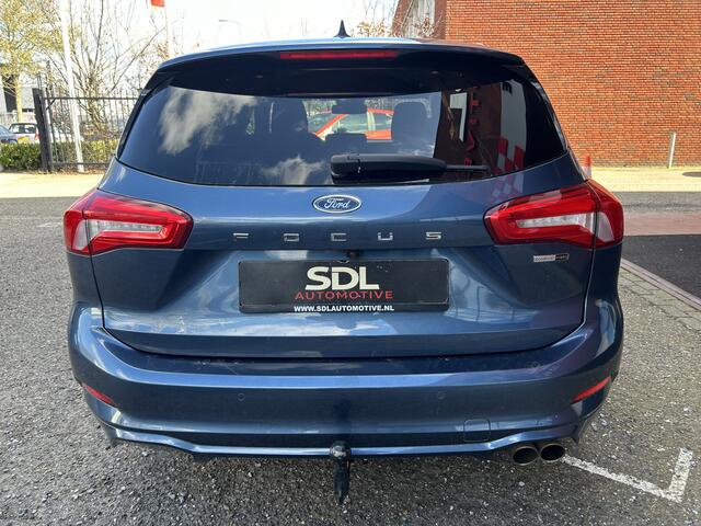 Ford FOCUS Wagon 1.0 EcoBoost Hybrid 155PK ST Line // LED // NAVI + CARPLAY // CAMERA // DAB // CLIMA // WINTERPACK // TREKHAAK!!