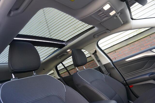 Ford FOCUS Wagon 1.0 EcoB.125PK Titanium X Business/Panodak/ E36.000,-- nieuwprijs/Zeldzaam compleet!!