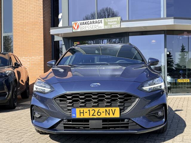 Ford FOCUS Wagon 1.5 EcoB. ST L. Bns