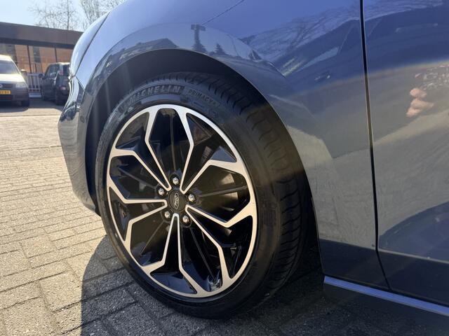 Ford FOCUS Wagon 1.5 EcoB. ST L. Bns