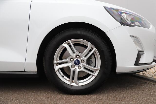 Ford FOCUS Wagon 1.5 EcoBlue Trend Edition Business Trekhaak Navigatie Carplay Android Parkeersensor Airco Cruise Control