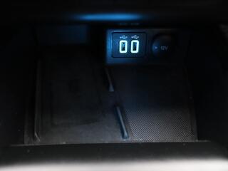 ford-focus-wagon-ecoboost-hybrid-ti