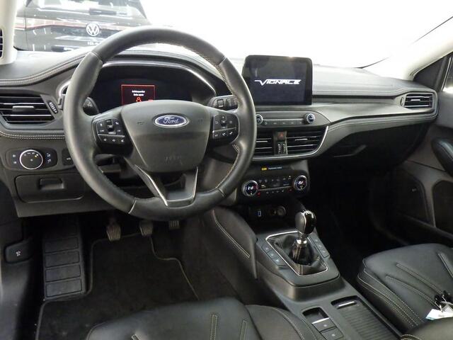 Ford FOCUS WAGON 1.0 ECOBOOST HYBRID VIGNALE I WINTERPAKKET I ADAPTIVE CRUISE CONTROL I APPLE CARPLAY I LEDEREN BEKLEDING