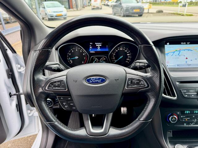 Ford FOCUS 1.0 ST-Line NAVI ECC CRUISE