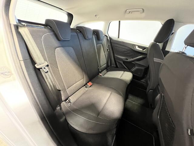 Ford FOCUS Wagon 1.0 EcoBoost Hybrid Trend Edition Business | Android/Apple Carplay | LM Velgen 16" | PDC Voor en Achter | Cruise Control | Airco |