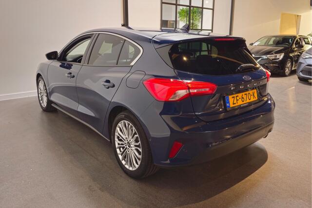 Ford FOCUS 1.0 EcoBoost Titanium Business - Automaat - Stoel/Stuurverwarming - Adaptive cruisecontrol - Apple Carplay/Android Auto - Head-up display