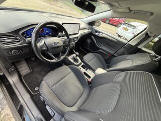 ford-focus-wagon-1.0-ecoboost-hybri