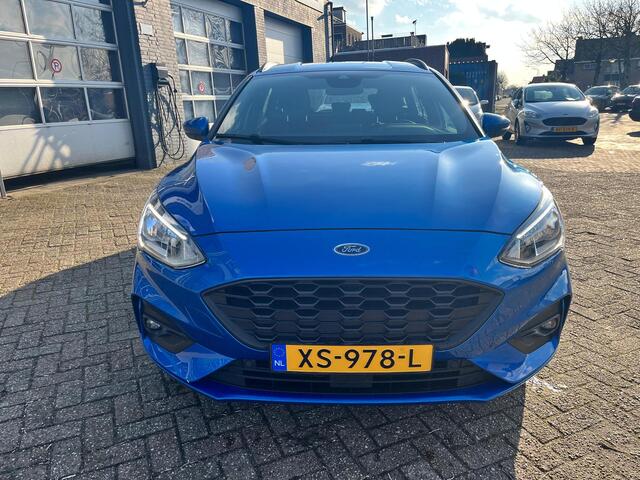 Ford FOCUS Wagon 1.0 EcoBoost 125 PK ST Line Business Wagon l Winter Pack