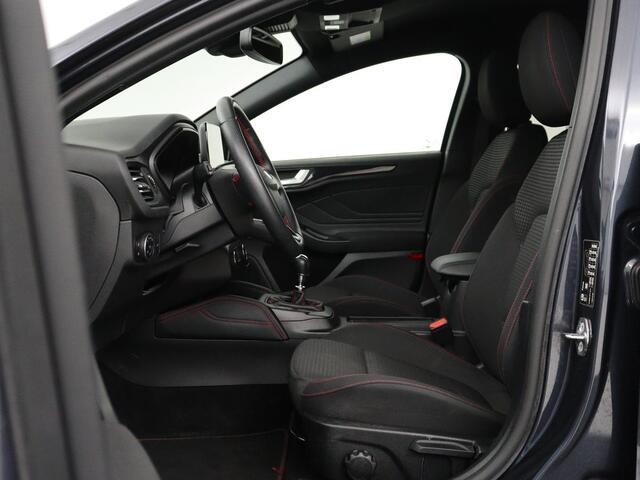 Ford FOCUS 1.0 EcoBoost Hybrid ST Line X | Head-Up | Stoelverwarming | Adaptive cruise | Camera | Carplay | B&O Sound | Side Assist | Stuurverwarming | Full LED | Navigatie | Keyless | Digital Cockpit