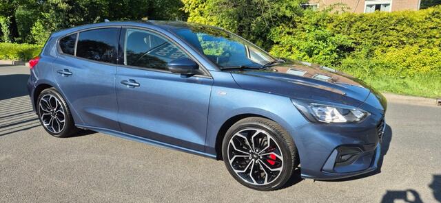 Ford FOCUS 1.0 EcoBoost Titanium X business automaat ST line
