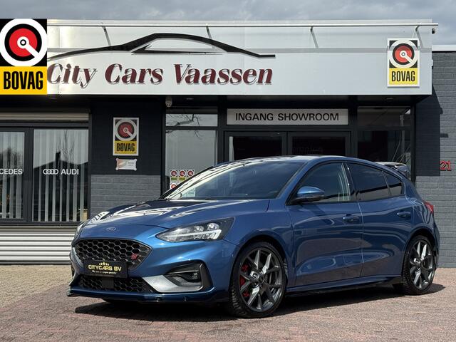 Ford FOCUS 2.3 EcoBoost Performance ST-3 280 pk apple carplay recaro stoelen B&O xenon climate ctr half leder/stof camera maxton spoiler pakket lmv 19 inch