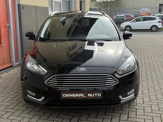 Ford FOCUS Wagon 1.0 Titanium, Navi, Trekhaak, NEW Distributieriem