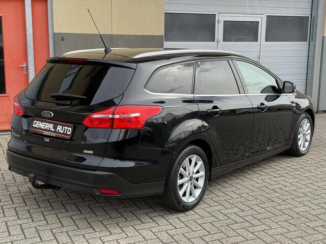 Ford FOCUS Wagon 1.0 Titanium, Navi, Trekhaak, NEW Distributieriem