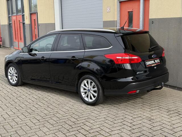 Ford FOCUS Wagon 1.0 Titanium, Navi, Trekhaak, NEW Distributieriem